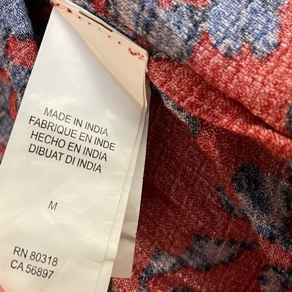 Lucky Brand Red Blue Floral Print Button Down Shirt
100% Cotton - Picture 2 of 10